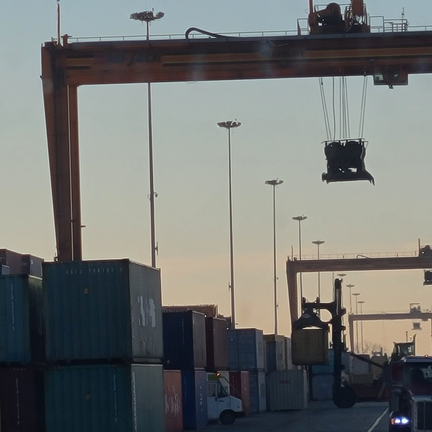 Container handling at an intermodal terminal